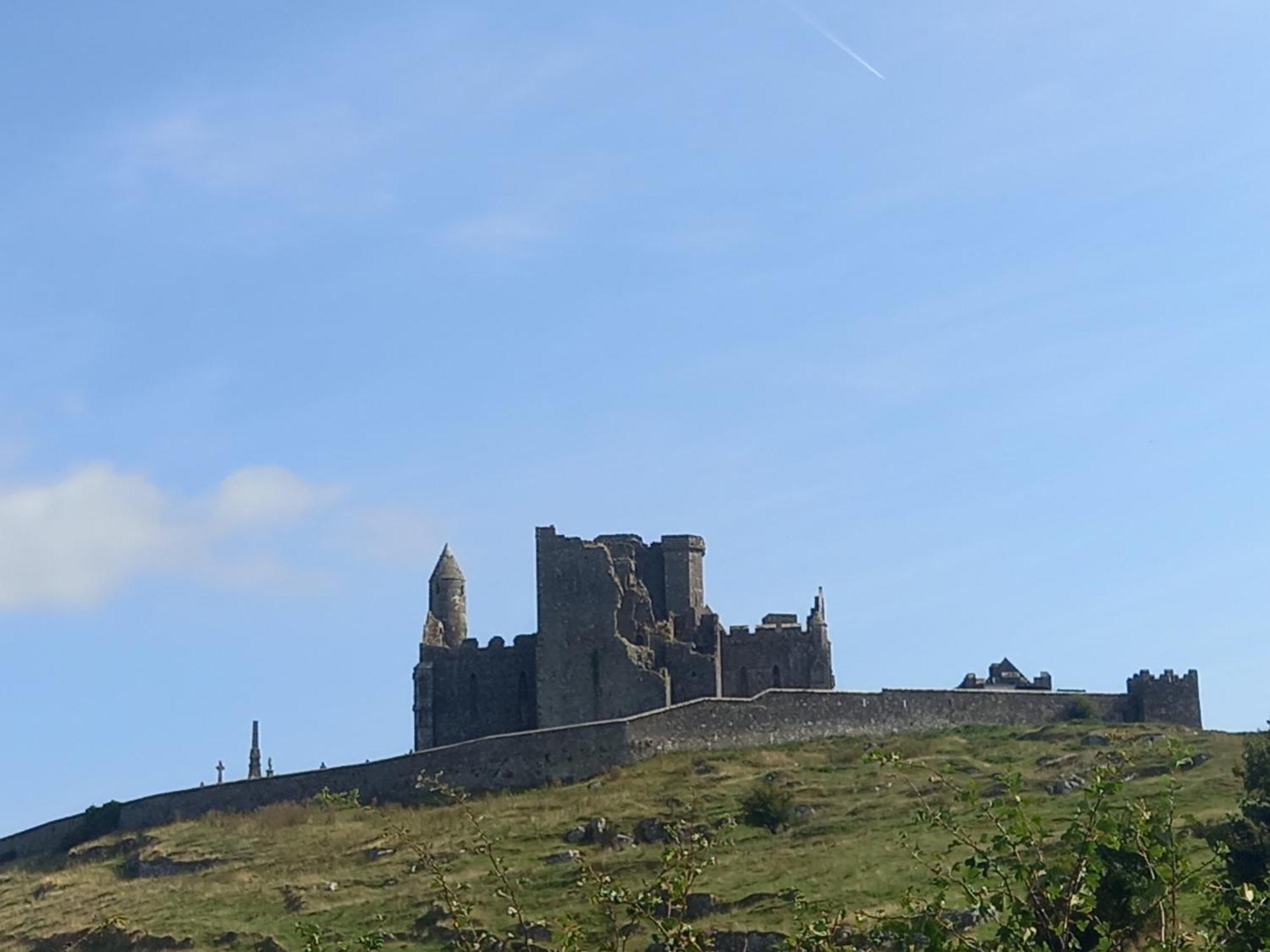 Kitty'S Cottage - Horse And Jockey, Cashel เธอเลส ภายนอก รูปภาพ